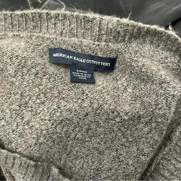 American eagle sweater top bell sleeves front crisscross Size S - Picture 5 of 6